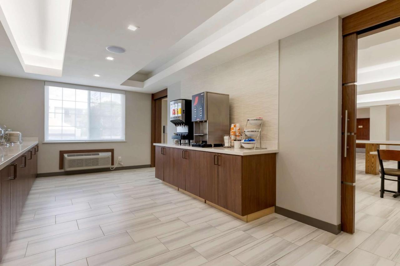 Comfort Inn & Suites Мускоги Екстериор снимка